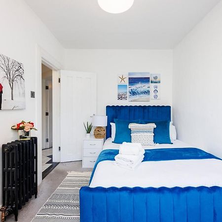 2 Bed Apartment Londen Buitenkant foto